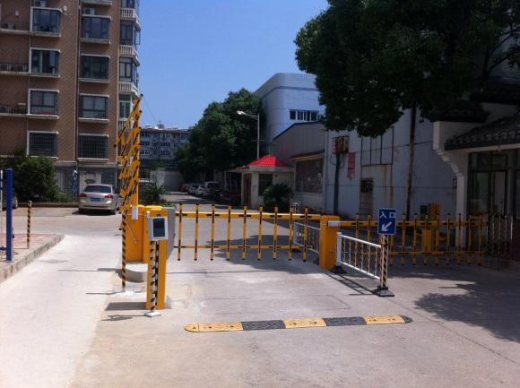 小區道閘車(chē)牌識別系統